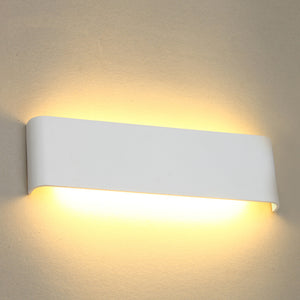 Modern minimalist wall light